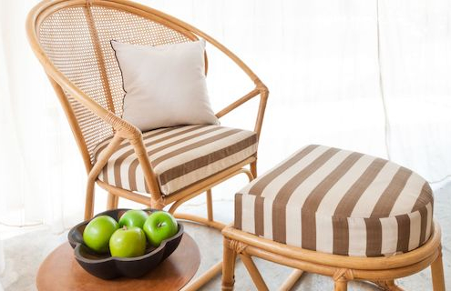 Cannage, rempaillage de chaises, fauteuils, canapés, de tous styles à Marseille et dans toute la Provence