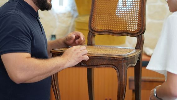 Sébastien tapissier d'ameublement et matelassier artisan à Marseille